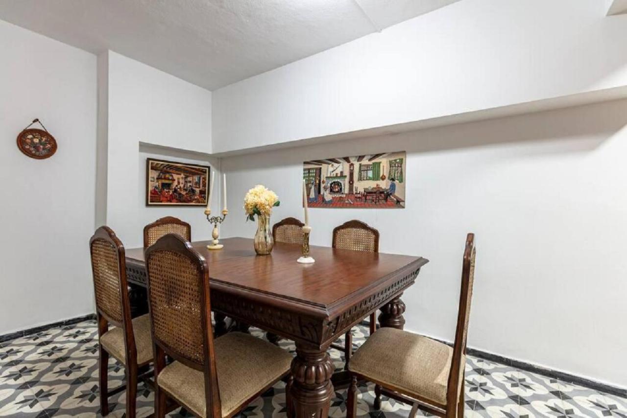 Historical 4-Br Home Steps From Besiktas Stadium & Bosphorus Views - Prime Nisantasi Location! Estambul Exterior foto