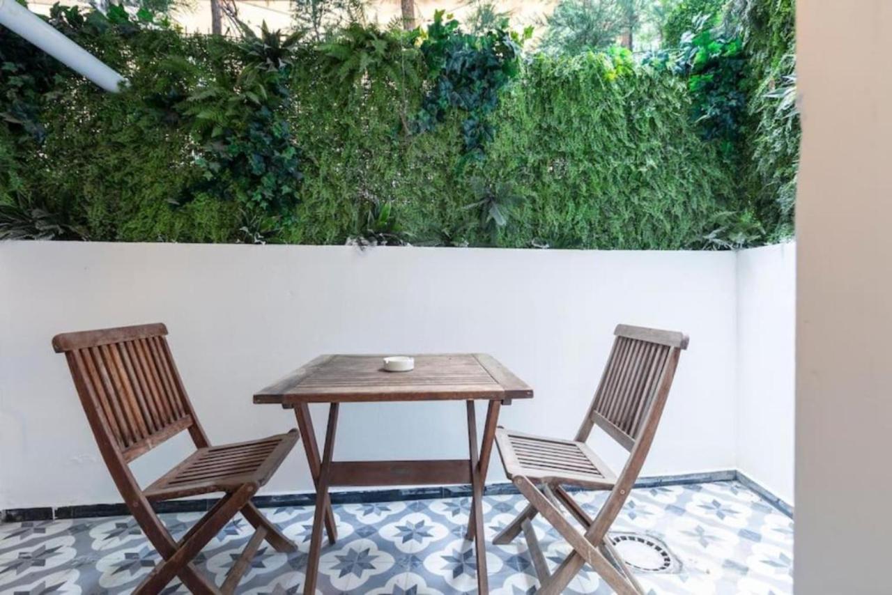 Historical 4-Br Home Steps From Besiktas Stadium & Bosphorus Views - Prime Nisantasi Location! Estambul Exterior foto