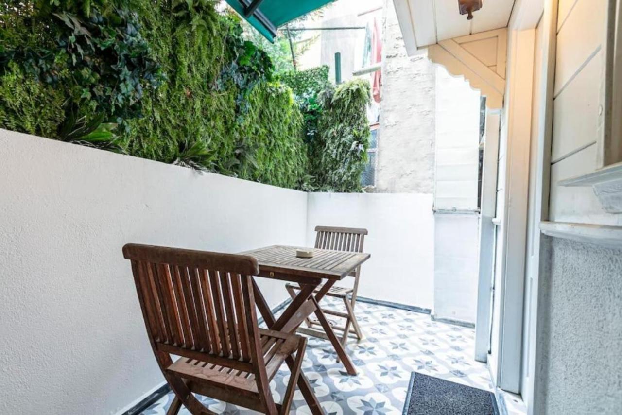 Historical 4-Br Home Steps From Besiktas Stadium & Bosphorus Views - Prime Nisantasi Location! Estambul Exterior foto